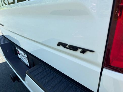 Used 2021 Chevrolet Silverado 1500 RST AWD/4WD image 17
