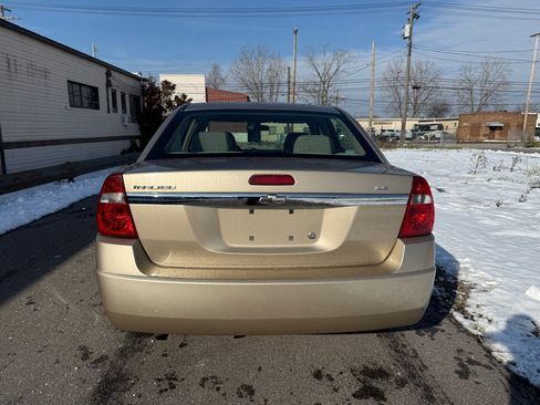 Used 2006 Chevrolet Malibu LS image 4