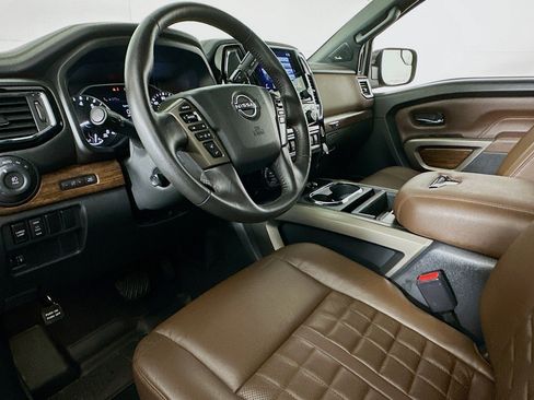 Used 2023 Nissan Titan Platinum Reserve w/ Moonroof Package image 7