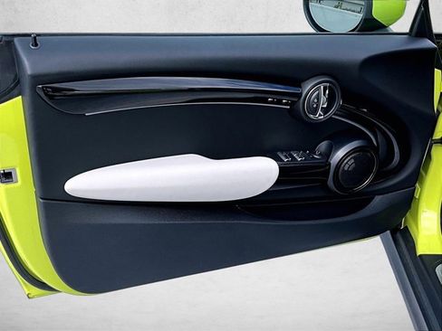 Used 2024 MINI Cooper S image 18