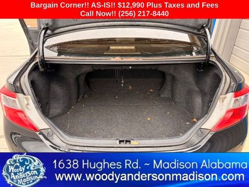 Used 2014 Toyota Camry SE image 6