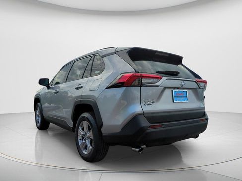 Used 2023 Toyota RAV4 XLE FWD image 7