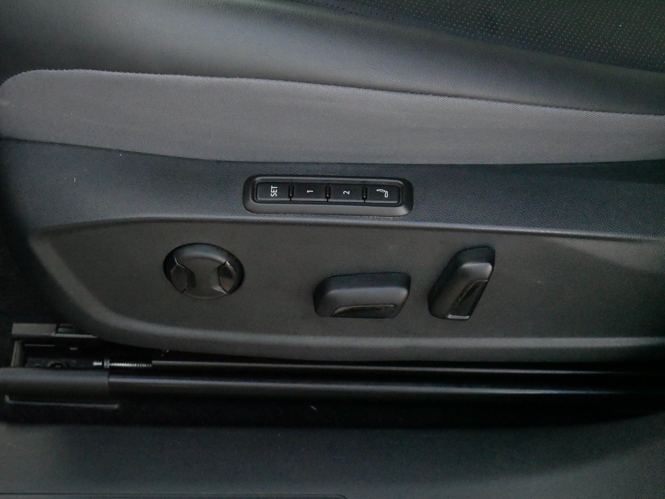 Certified 2023 Volkswagen ID.4 Pro S AWD/4WD image 22