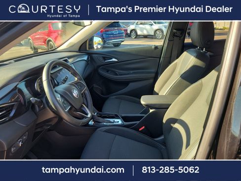 Used 2022 Buick Encore GX Select image 18