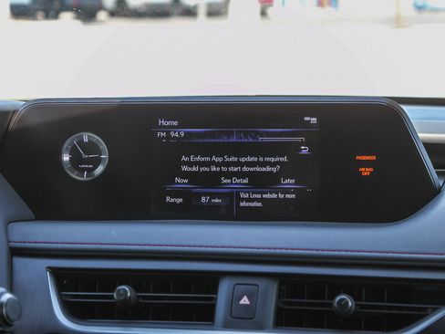 Used 2019 Lexus UX 200 F Sport w/ F Sport Premium Package image 16