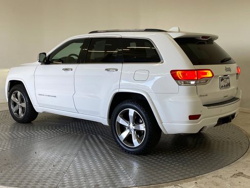 Used 2015 Jeep Grand Cherokee Overland w/ Advanced Technology Group image 3