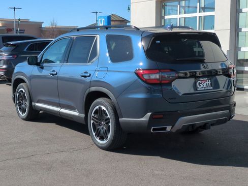 New 2026 Honda Pilot Touring image 7