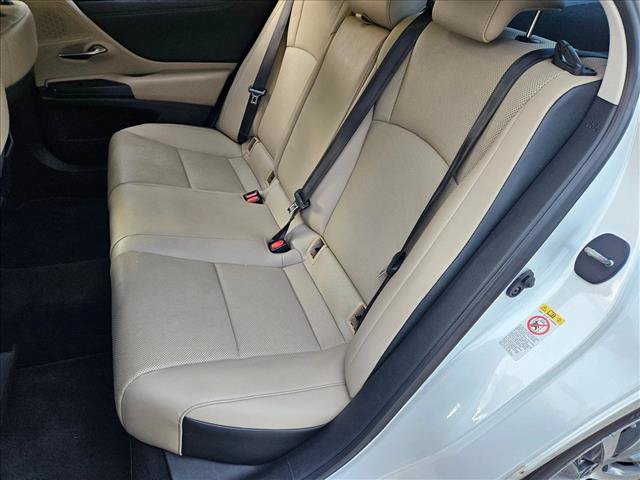 Used 2019 Lexus ES 350 w/ Premium Package FWD image 17