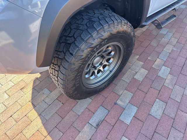 Used 2019 Toyota Tacoma TRD Off-Road AWD/4WD image 10