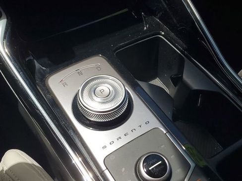 Certified 2026 Kia Sorento SX Prestige image 28