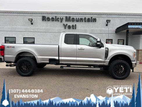 Used 2023 Ford F350 Lariat w/ Chrome Package image 2