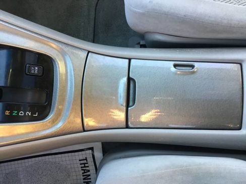 Used 2003 Toyota Highlander V6 image 18