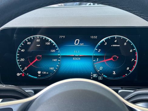 Used 2022 Mercedes-Benz GLB 250 image 28