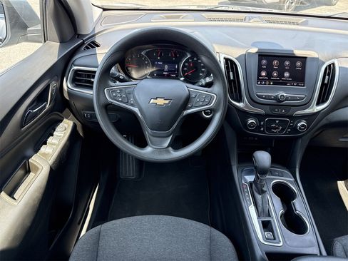 Used 2023 Chevrolet Equinox LT image 12
