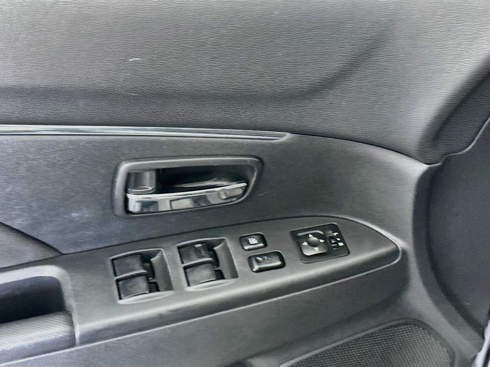 Used 2017 Mitsubishi Outlander Sport LE FWD image 16