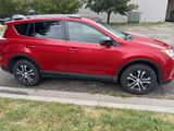 Used 2017 Toyota RAV4 LE image 4