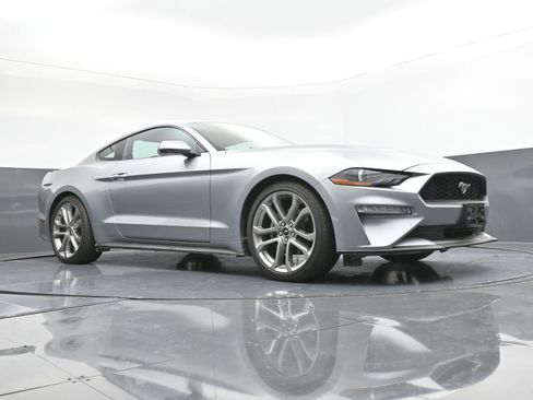 Used 2022 Ford Mustang Premium w/ Equipment Group 201A image 24