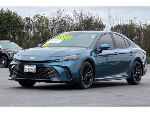 Certified 2025 Toyota Camry SE image 8