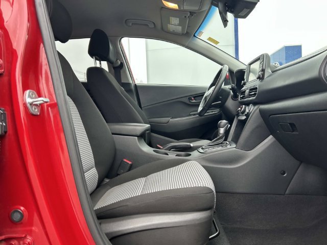 Used 2021 Hyundai Kona SEL AWD/4WD image 17