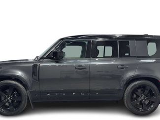 Used 2025 Land Rover Defender 110 V8 video 1