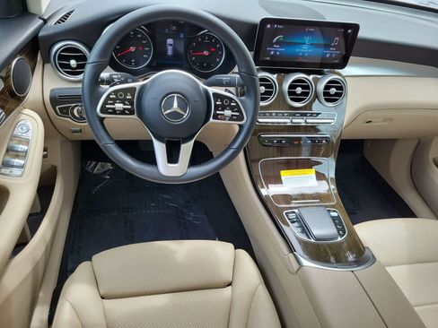 Used 2021 Mercedes-Benz GLC 300 image 10