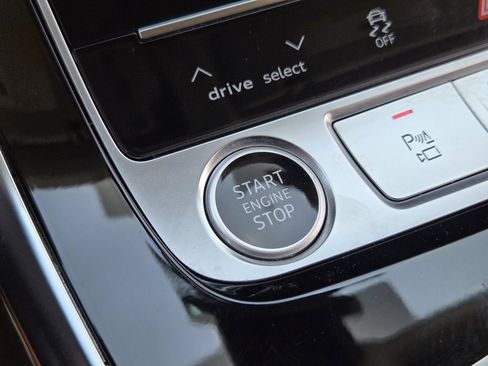 Certified 2023 Audi Q8 Prestige AWD/4WD image 27