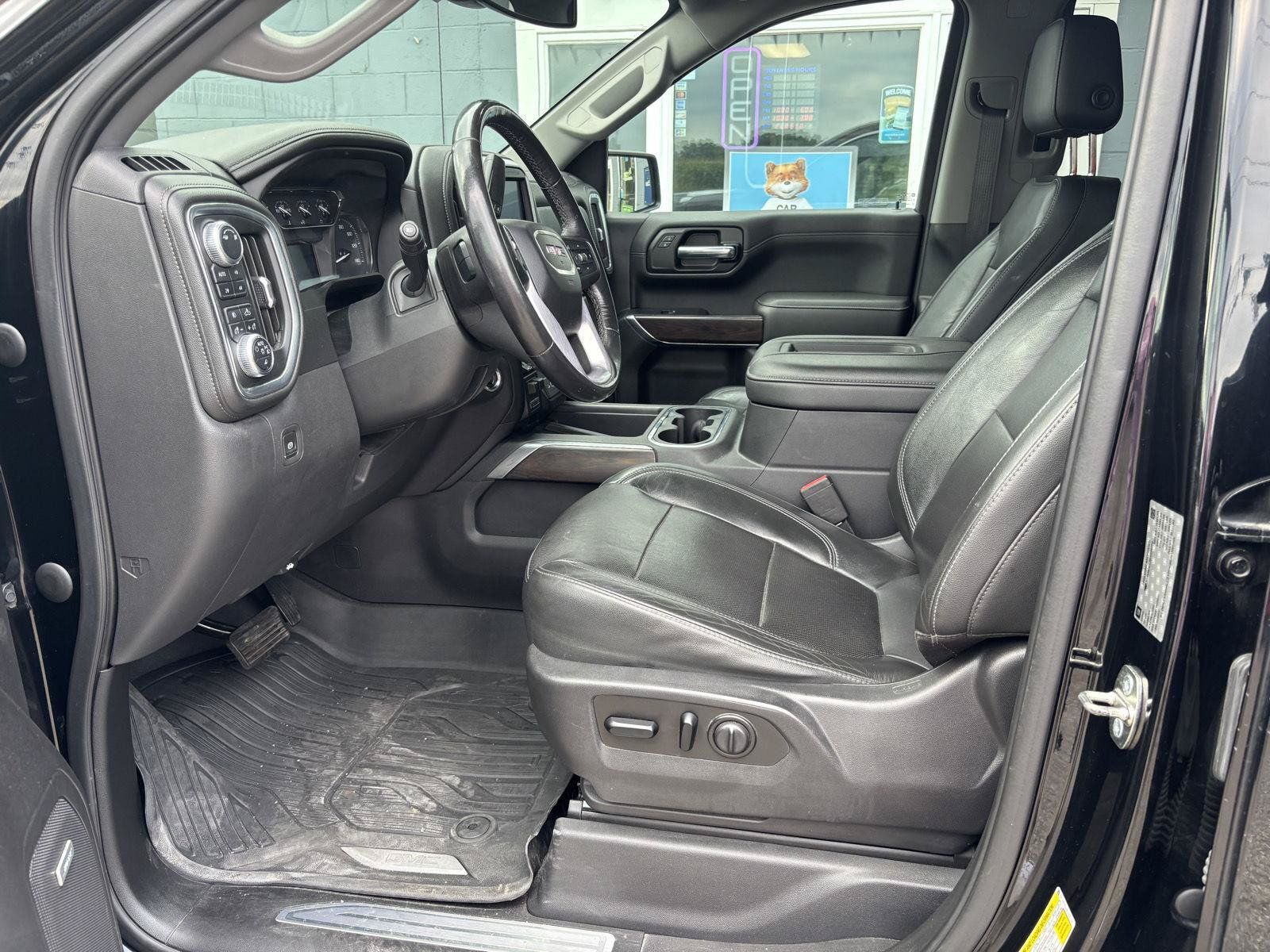 Used 2019 GMC Sierra 1500 SLT w/ SLT Premium Plus Package AWD/4WD image 21
