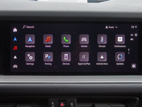 Used 2024 Porsche Cayenne w/ Premium Package image 16