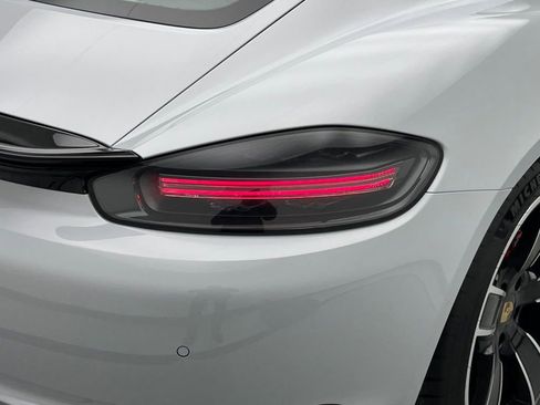 Used 2023 Porsche 718 Cayman GT4 image 43