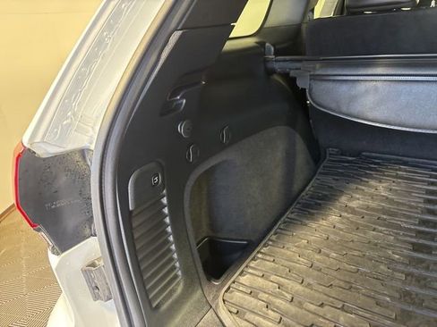 Certified 2020 Jeep Grand Cherokee Limited w/ Trailer Tow Group IV image 10