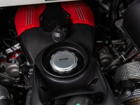 Used 2017 Ferrari 488 Spider RWD image 80