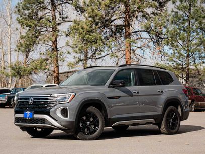 New 2026 Volkswagen Atlas Peak Edition