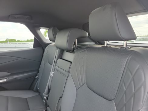 Used 2025 Lexus RX 350 Premium w/ Accessory Package (Z1) FWD image 12