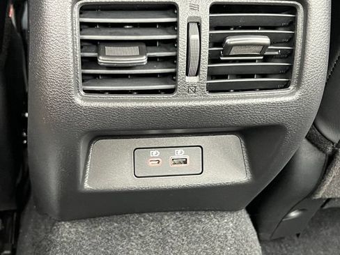 New 2026 Nissan Altima 2.5 SR AWD/4WD image 30