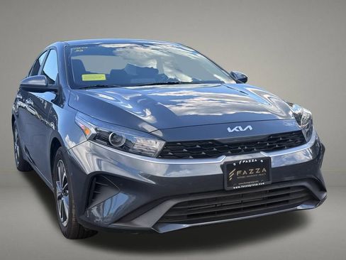 Used 2024 Kia Forte LXS image 6