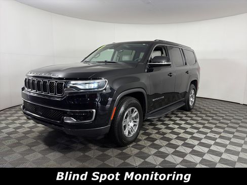 Used 2022 Jeep Wagoneer Series I image 3