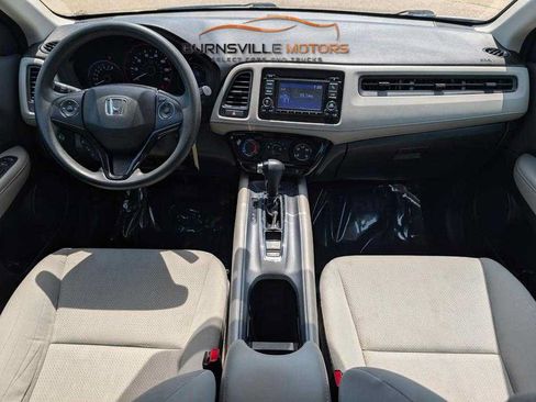 Used 2020 Honda HR-V LX image 13