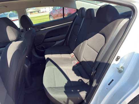 Used 2020 Hyundai Elantra SEL w/ Cargo Package (C1) FWD image 12