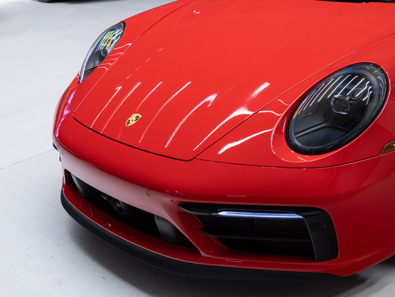 Certified 2022 Porsche 911 Carrera GTS RWD image 33
