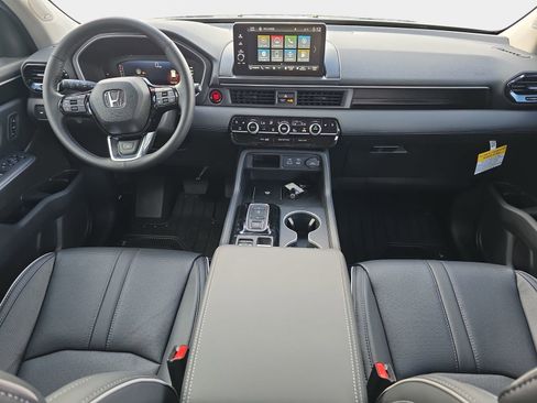 New 2025 Honda Pilot Elite image 9
