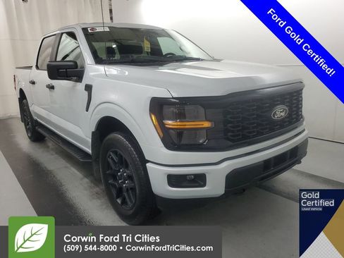 Used 2025 Ford F150 STX w/ STX Black Appearance Package image 4