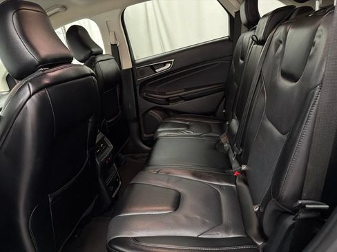 Used 2022 Ford Edge Titanium w/ Equipment Group 301A AWD/4WD image 22