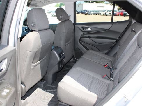 Used 2020 Chevrolet Equinox LT FWD image 7