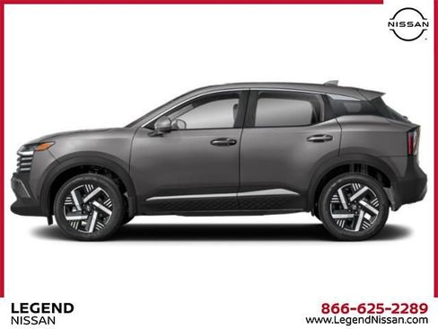 New 2026 Nissan Kicks SV w/ SV Premium Package AWD/4WD image 4
