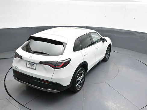 Used 2023 Honda HR-V EX-L image 35