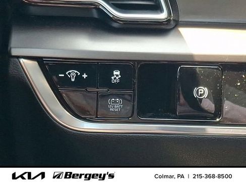 Certified 2025 Kia Sportage EX AWD/4WD image 26