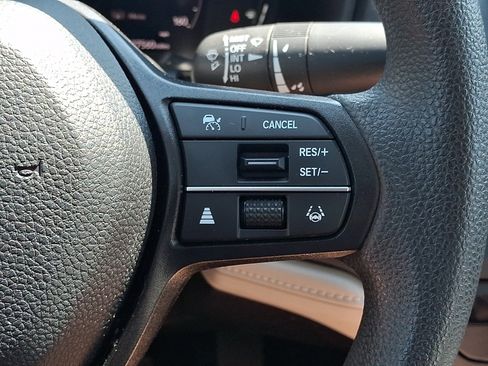 Certified 2023 Honda Accord LX image 21