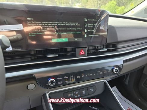 New 2026 Kia Carnival FWD image 11