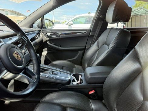 Used 2017 Porsche Macan S AWD/4WD image 10
