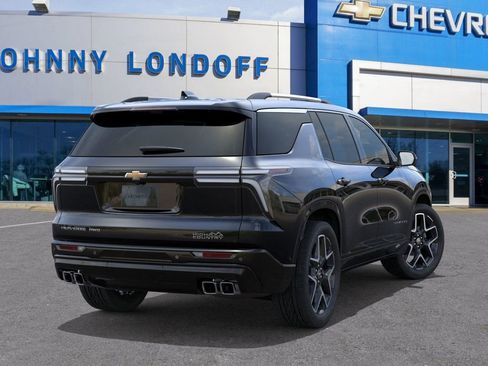 New 2026 Chevrolet Traverse High Country w/ LPO, Floor Liner Package image 4